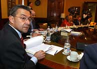 Rivero, momentos antes del inicio de la reunin para debatir las recomendaciones. (Foto: EFE)